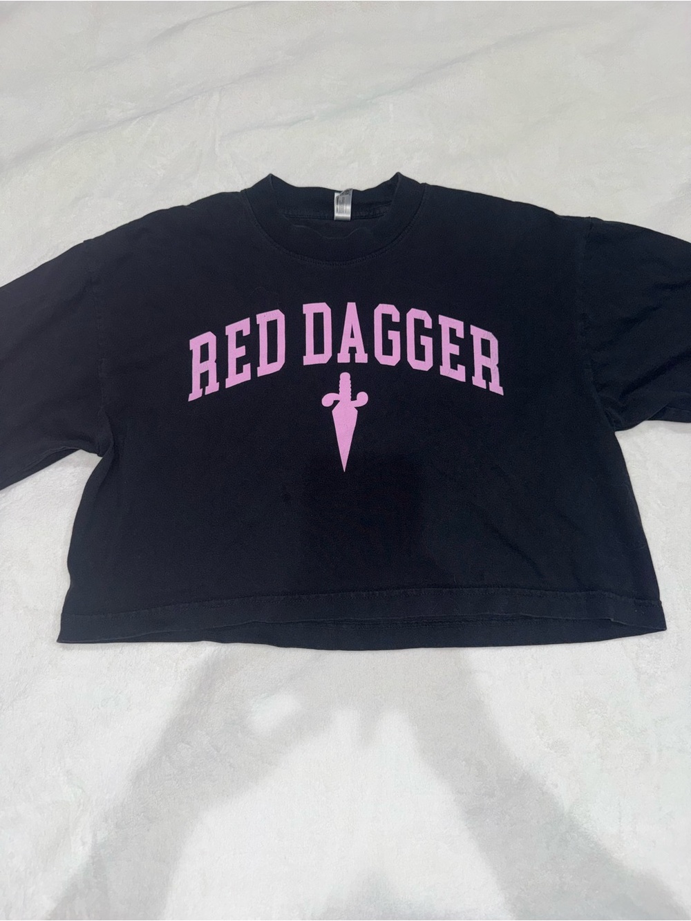Black Pink RED DAGGER Graphic Cropped Tee Y2K Streetwear